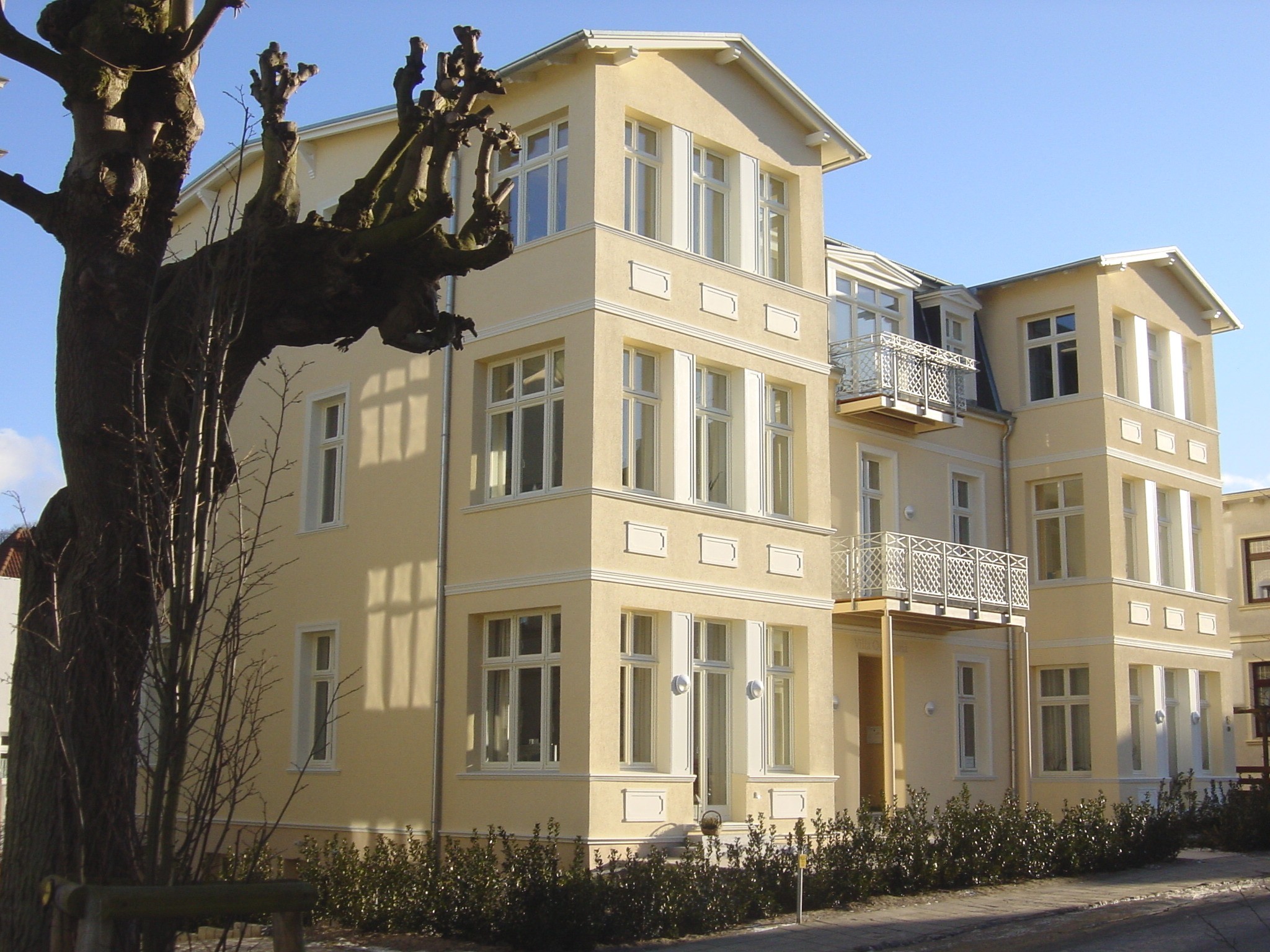 Seitenansicht Villa Quisisana 